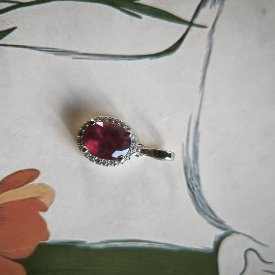 Серебряная подвеска с рубином 2.098ct, фианитами