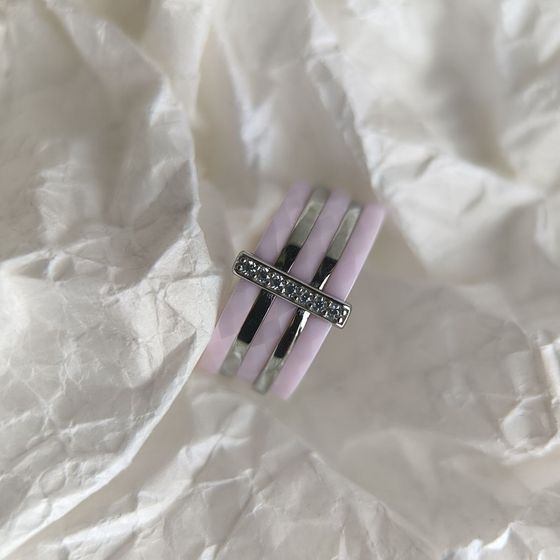 Silver ring with ceramics