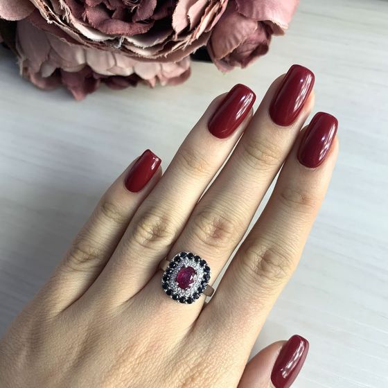 Срібна каблучка з рубіном 2.313ct, сапфіром