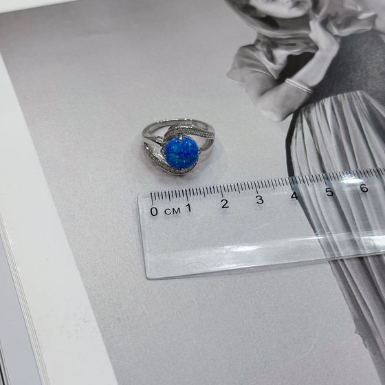 Срібна каблучка з опалом 1.94ct, фіанітами
