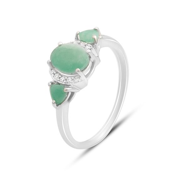 Silver ring with a 1.554-carat emerald
