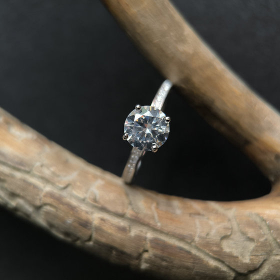 Silver ring with cubic zirconia