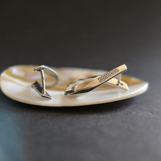Silver earrings with cubic zirconia