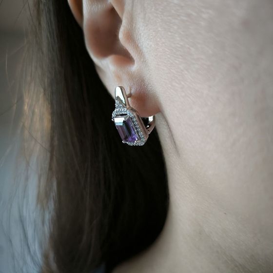 Silver earrings with amethyst