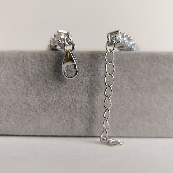 Silver bracelet with nano sapphire 9.25ct
