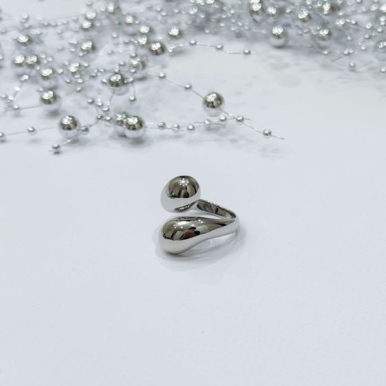 Silver ring without stones