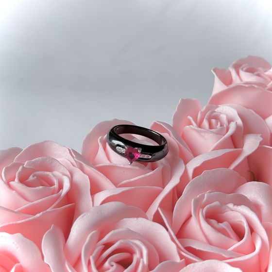 Silver ring with ceramics