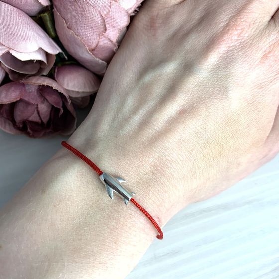 Silver bracelet without stones