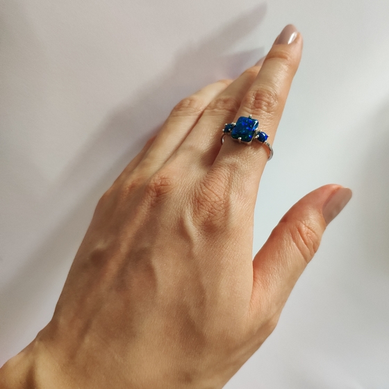 Серебряное кольцо с опалом 1.808ct
