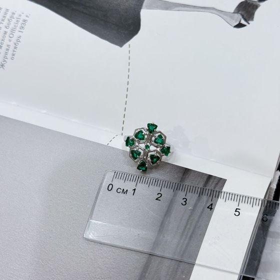 Срібна каблучка зі смарагдом nano 1,725 карата