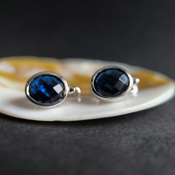 Silver earrings with sapphire nano 4.52ct