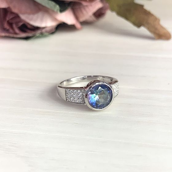 Silver ring with mystic topaz 3.723ct