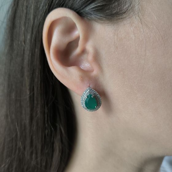 Silver earrings with agate