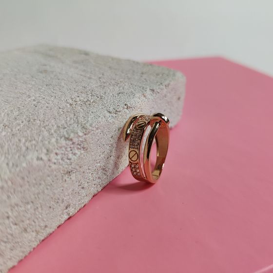 Золота каблучка з фіанітами 0.28ct