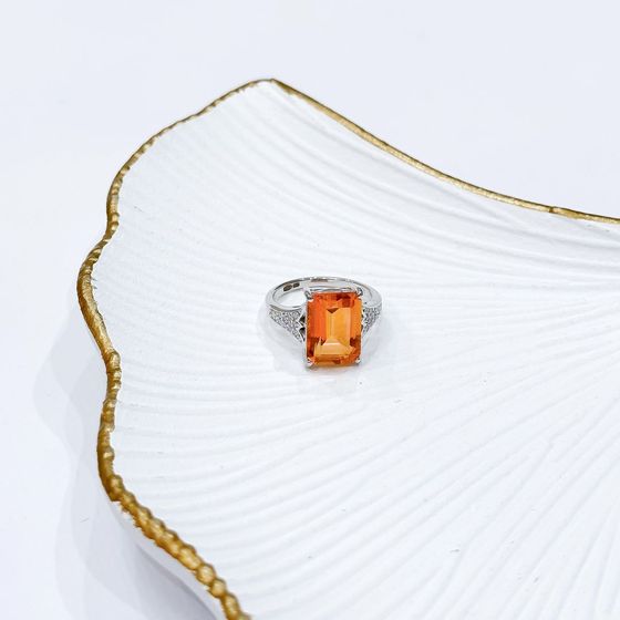 Срібна каблучка із золотим кварцом 7.153ct, фіанітами