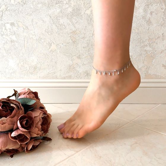 Silver leg bracelet without stones