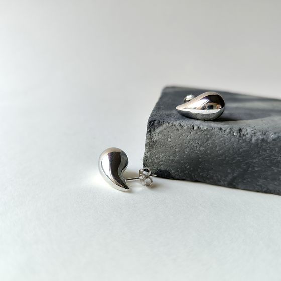 Silver earrings without stones