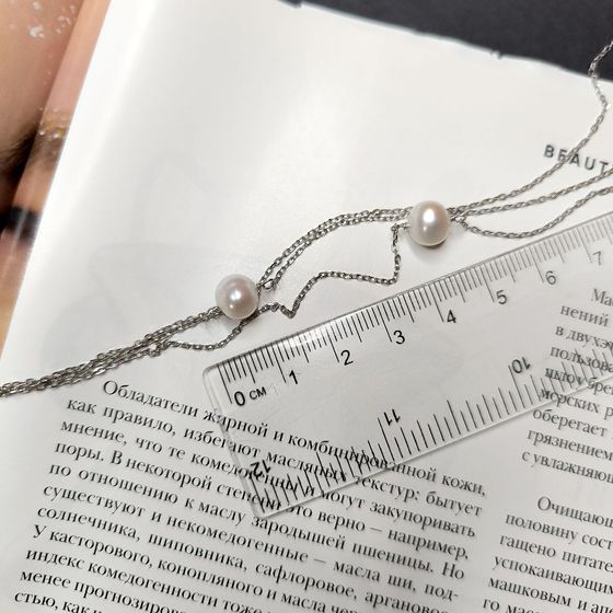 Silver necklace with baroque pearls