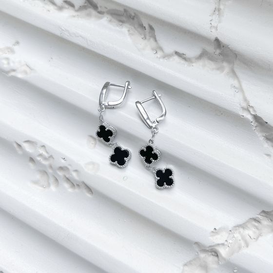 Silver earrings with onyx
