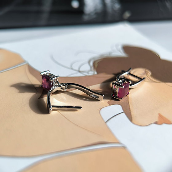 Серебряные серьги с рубином 1.99ct