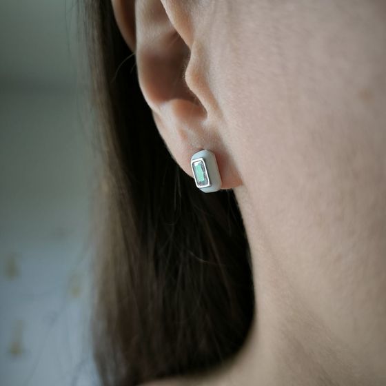 Silver earrings with phianites, semallu