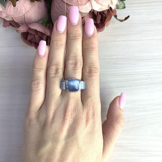 Silver cat's eye ring
