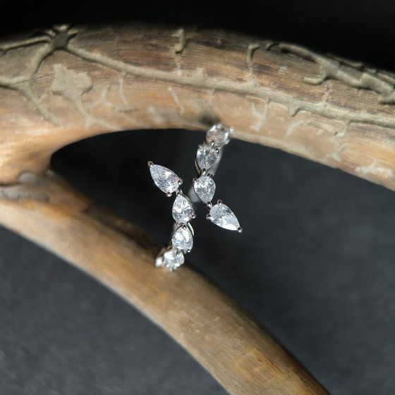 Silver ring with cubic zirconia