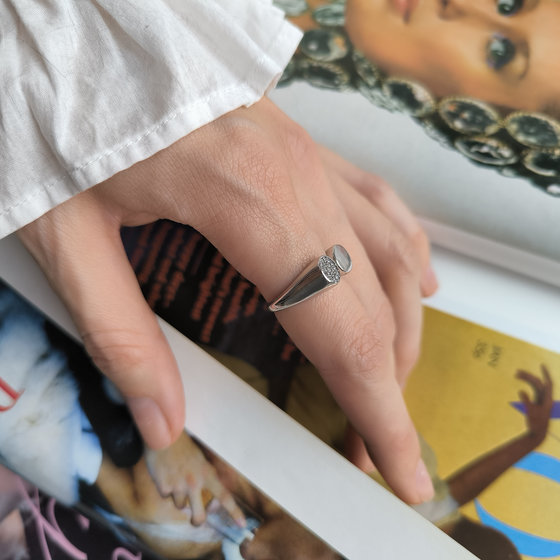 Sterling silver ring with 0.21ct fianites