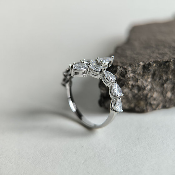 Silver ring with cubic zirconia