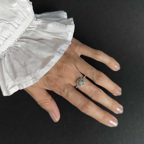 Silver ring with cubic zirconia
