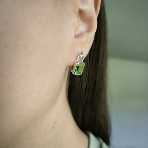 Silver Earrings with Chrysolite (2.721 ct)