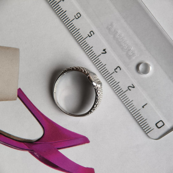Срібна каблучка з фіанітами 0.22ct