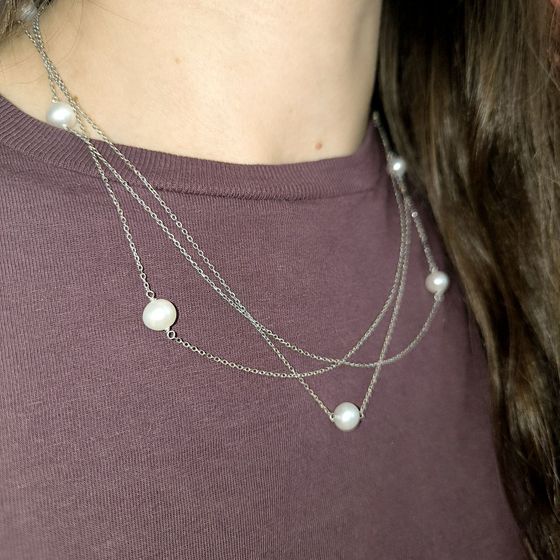Silver necklace with baroque pearls