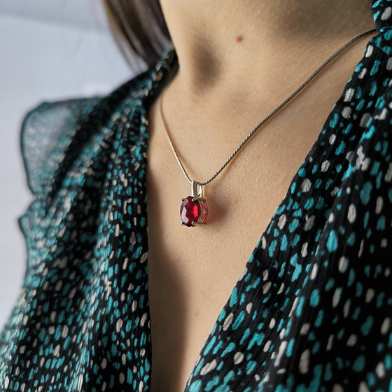 Серебряная подвеска с гранатом nano 2.188ct