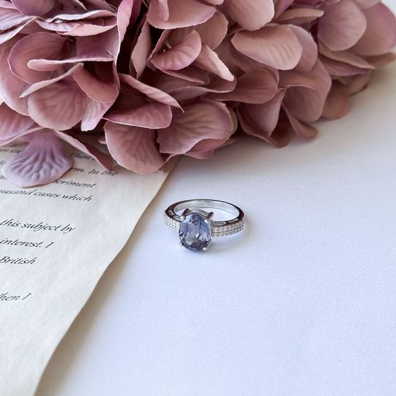 Silver ring with alexandrite