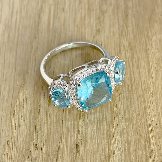 Серебряное кольцо с аквамарином nano