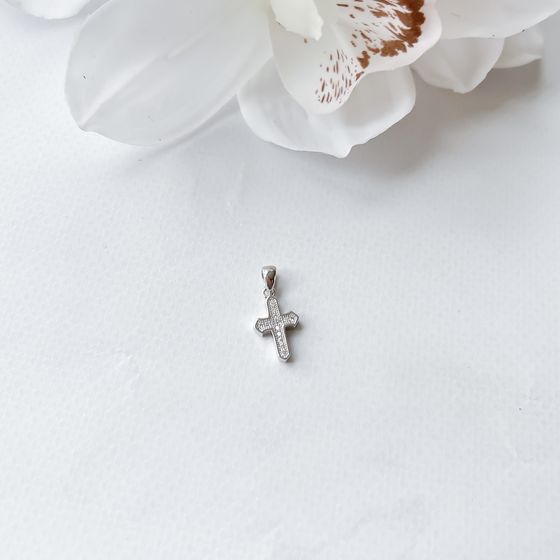 Silver cross with phianites