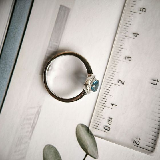 Срібна каблучка з топазом Лондон Блю 0.555ct