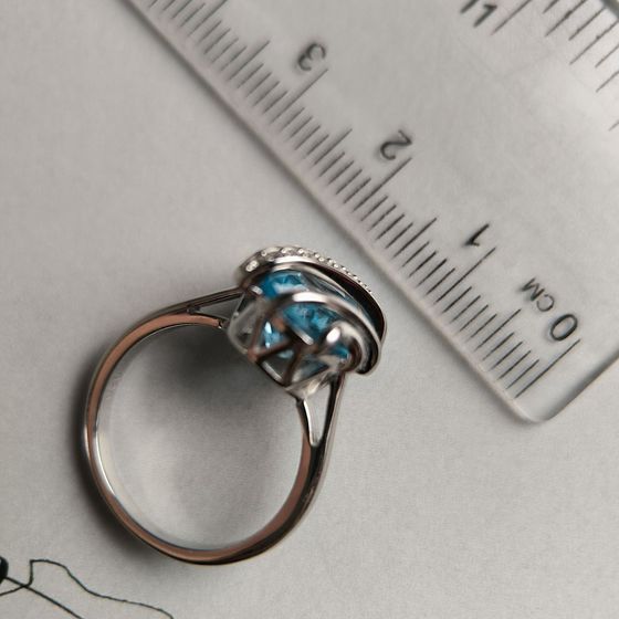 Срібна каблучка з топазом 5.98ct