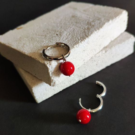 Silver earrings with coral