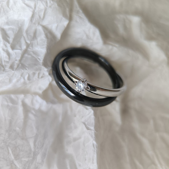 Серебряное кольцо с керамикой