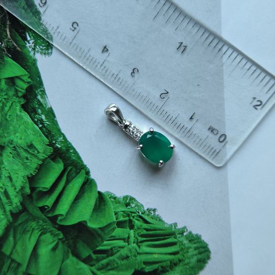 Silver pendant with agate, 2.316 ct