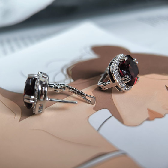Silver earrings with nano garnet 9.39ct