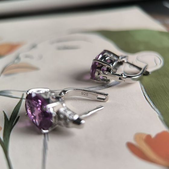 Срібні сережки з олександритом 11.793ct, фіанітами