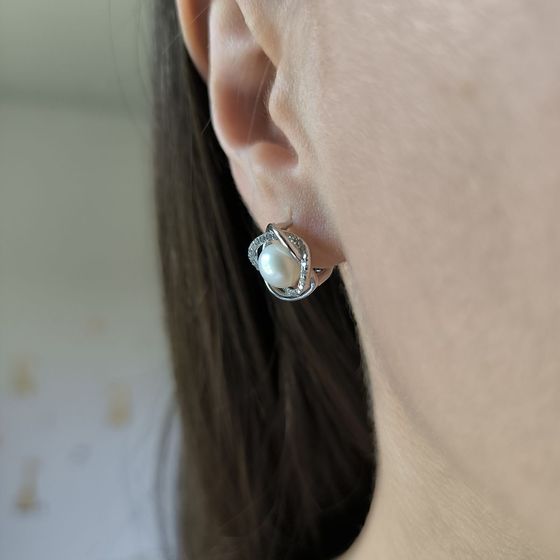 Silver Earrings with Pearls
