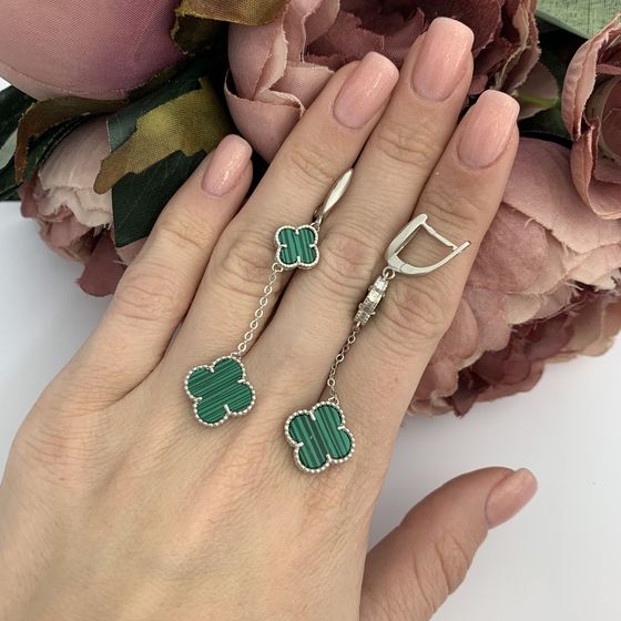 Silver earrings with malachite