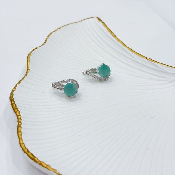 Silver earrings with emerald, fianites