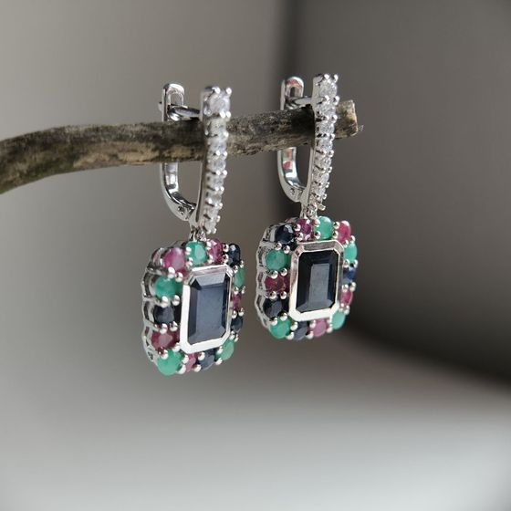 Серебряные серьги с сапфиром 4.05ct, изумрудом, рубином