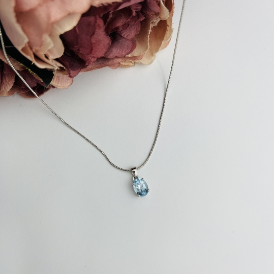 Срібна підвіска з топазом 1.51ct