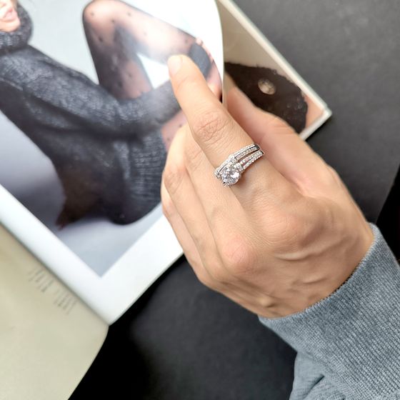 Silver Ring with Fianites